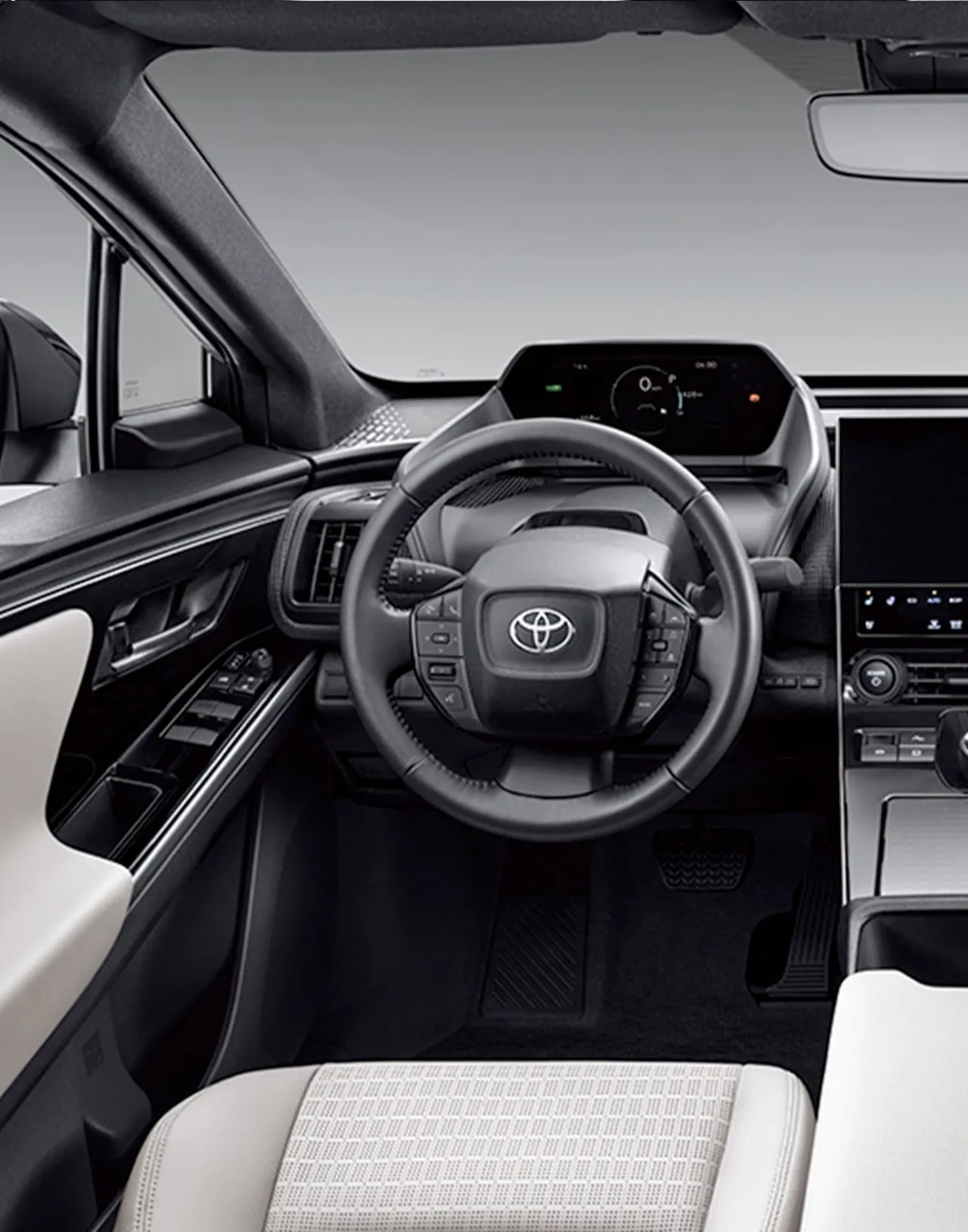 Toyota bZ4x Elite — bord și consolă centrală — ECOMOTION în Chișinău