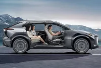 Toyota bZ4x Elite — салон — ECOMOTION в Кишинёве