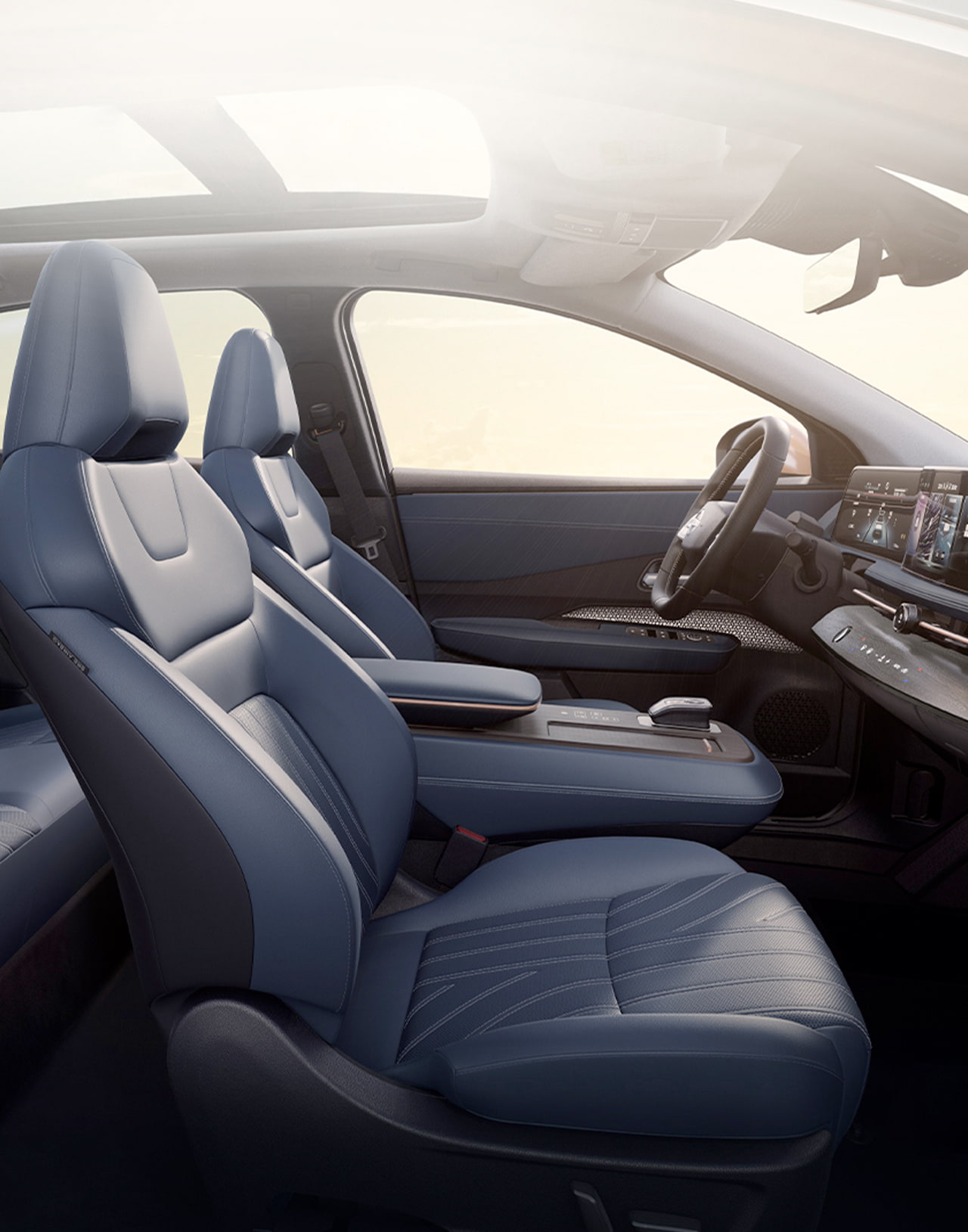 Сиденья Nissan Ariya, обеспечивающие комфорт и поддержку