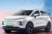 GEELY Geometry E Firefly — вид спереди — ECOMOTION в Кишинёве
