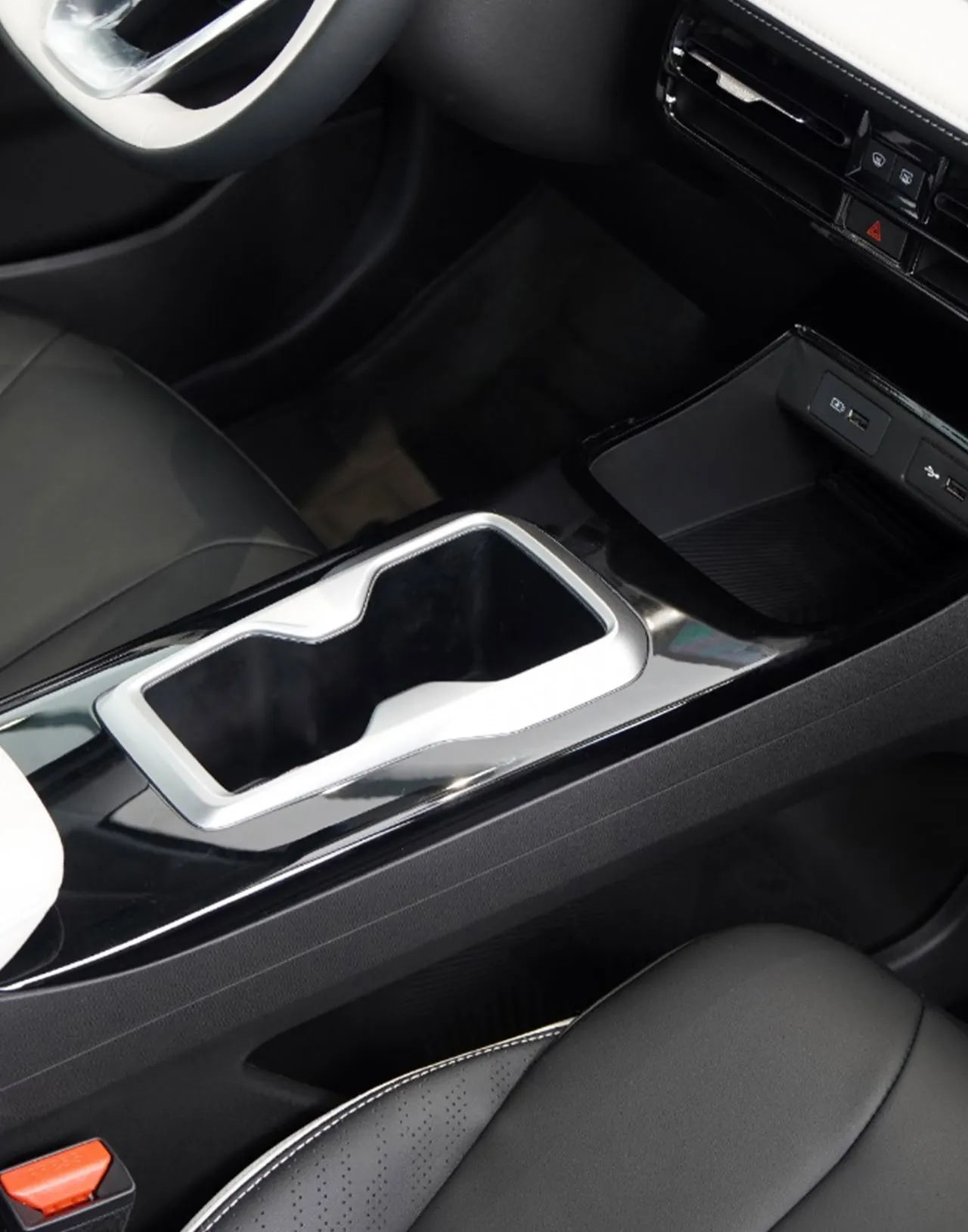 GEELY Geometry E Firefly — exterior — ECOMOTION în Chișinău