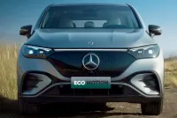 Mercedes EQE SUV — вид спереди — ECOMOTION в Кишинёве