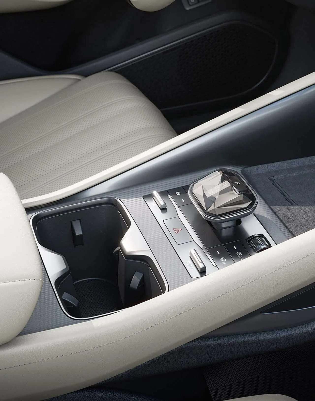 BYD SONG L 4WD Edition — interior — ECOMOTION Moldova