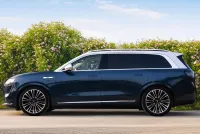 HUAWEI AITO M9 PHEV — вид сбоку — ECOMOTION Молдова