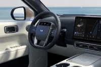 LIXIANG Li 9 Pro 4WD — панель приборов и центральная консоль — ECOMOTION Молдова