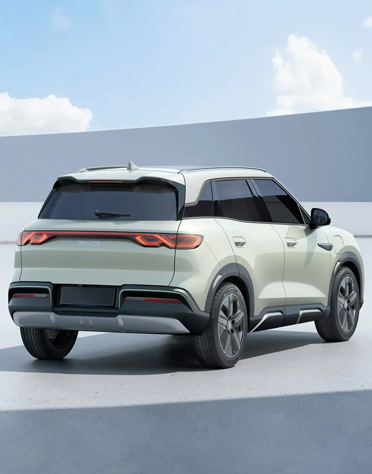 BYD YUAN UP 2025 — vedere din spate — ECOMOTION Moldova