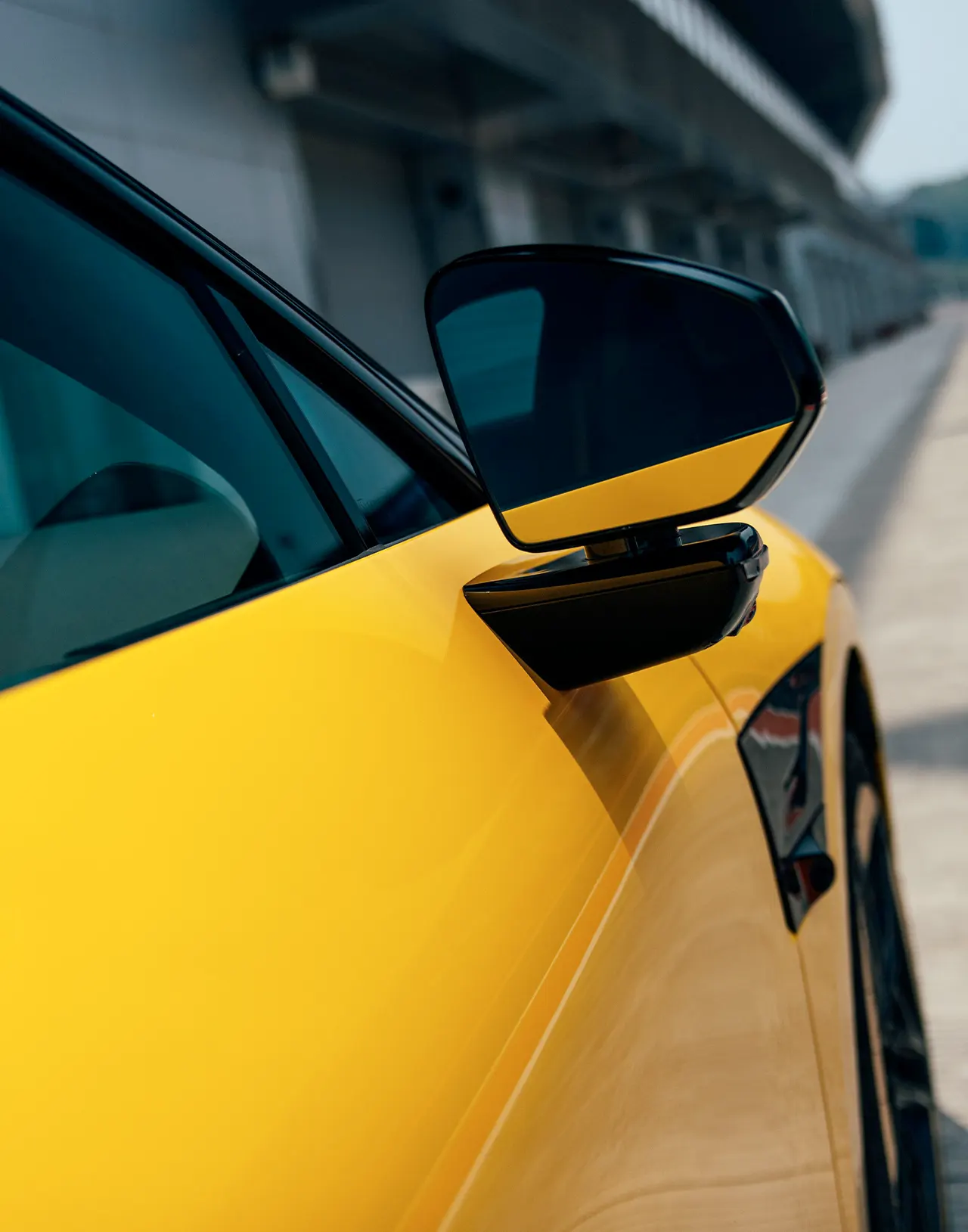 Zeekr_007_performance_side-mirror